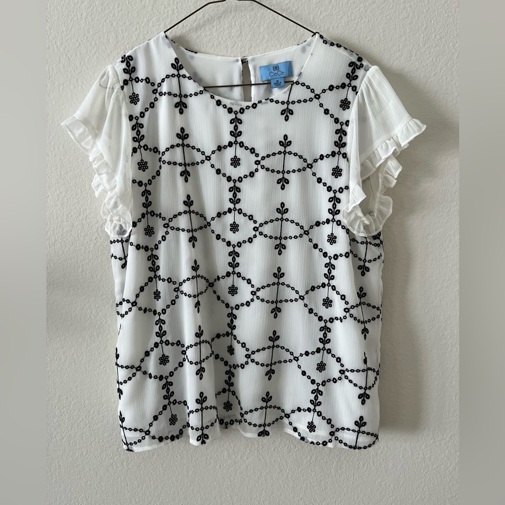 Flirty cece top